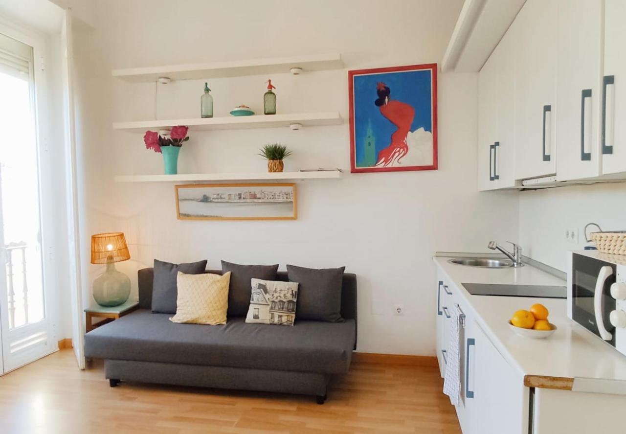 Homeyseville- Lovely Apartment In Seville City Center, Parking Optional Экстерьер фото